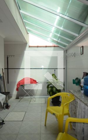 Casa à venda com 157m², 2 quartos e 2 vagasÁrea de serviço
