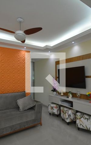 Casa à venda com 157m², 2 quartos e 2 vagasSala