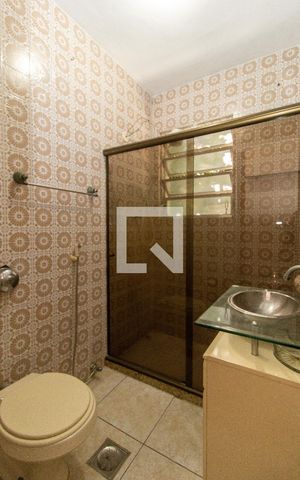 Apartamento à venda com 97m², 3 quartos e 1 vaga Apartamento à venda com 97m², 3 quartos e 1 vagaBanheiro da Suíte