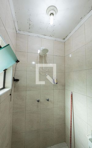 Casa à venda com 129m², 3 quartos e 2 vagas Casa à venda com 129m², 3 quartos e 2 vagasBanheiro Suite