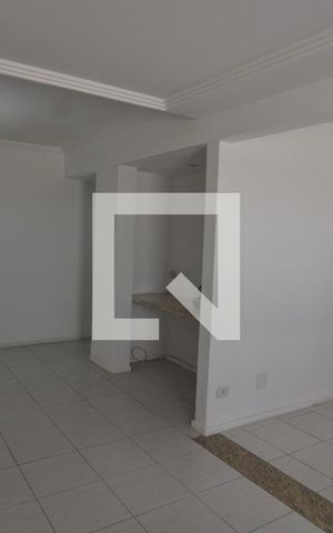 Apartamento à venda com 78m², 2 quartos e 1 vagaSala