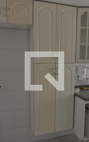 Apartamento à venda com 78m², 2 quartos e 1 vagaCozinha - Armários