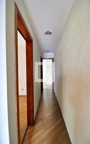 Casa para alugar com 147m², 3 quartos e 4 vagasCorredor