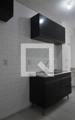 Apartamento à venda com 43m², 2 quartos e sem vagaCozinha e Área de Serviço