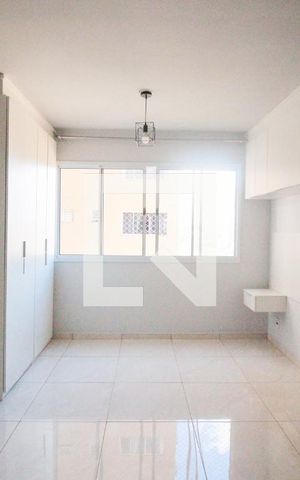 Studio à venda com 24m², 1 quarto e sem vaga Studio à venda com 24m², 1 quarto e sem vagaSala/Quarto