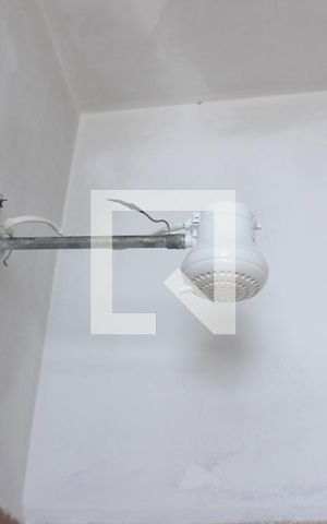 Casa à venda com 250m², 4 quartos e 2 vagasBanheiro dos Fundo