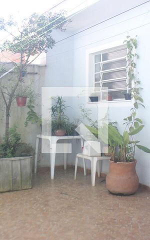 Casa à venda com 250m², 4 quartos e 2 vagasQuintal