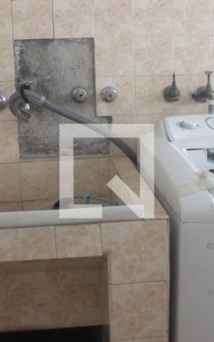 Casa à venda com 250m², 4 quartos e 2 vagasarea de serviço