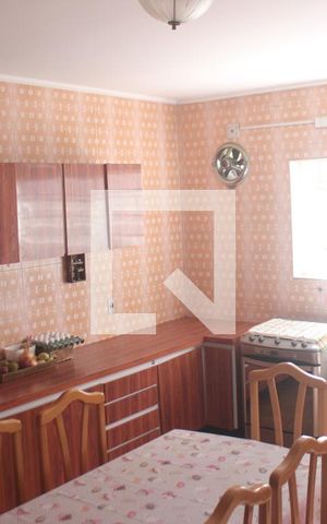 Casa à venda com 250m², 4 quartos e 2 vagasCozinha