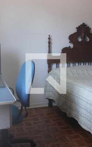 Casa à venda com 250m², 4 quartos e 2 vagasSuíte
