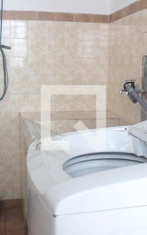 Casa à venda com 250m², 4 quartos e 2 vagasarea de serviço