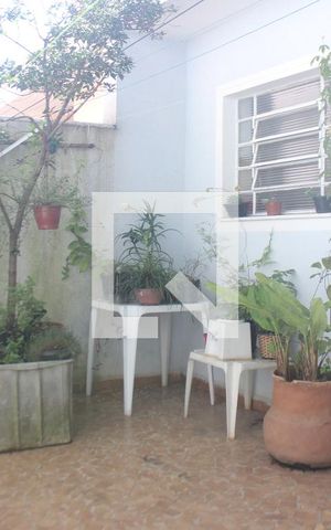 Casa à venda com 250m², 4 quartos e 2 vagasQuintal