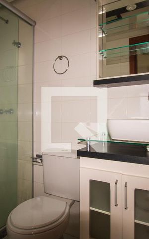 Apartamento à venda com 80m², 3 quartos e 2 vagasBanheiro da Suíte