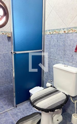 Casa à venda com 415m², 3 quartos e 3 vagas Casa à venda com 415m², 3 quartos e 3 vagasBanheiro da Suíte 2