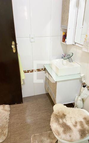 Casa à venda com 415m², 3 quartos e 3 vagas Casa à venda com 415m², 3 quartos e 3 vagasBanheiro da Suíte 3