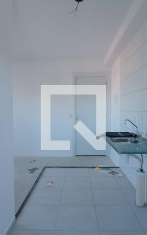 Apartamento à venda com 40m², 2 quartos e sem vagaCozinha e Área de Serviço