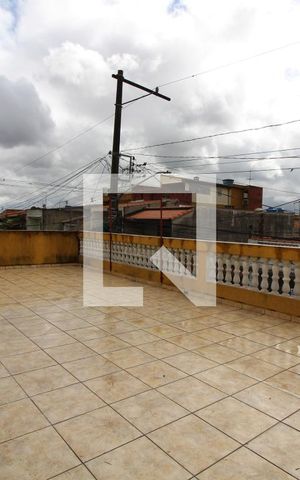 Casa para alugar com 70m², 2 quartos e 1 vagavaranda