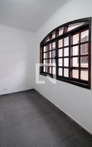 Casa para alugar com 200m², 4 quartos e 2 vagasEdícula