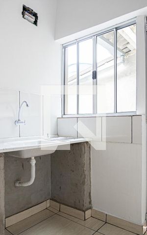 Casa à venda com 250m², 6 quartos e sem vaga Casa à venda com 250m², 6 quartos e sem vagaStudio