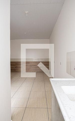 Casa à venda com 250m², 6 quartos e sem vaga Casa à venda com 250m², 6 quartos e sem vagaStudio