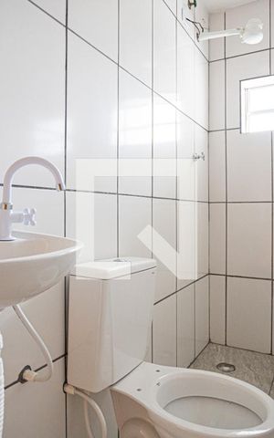 Casa à venda com 250m², 6 quartos e sem vaga Casa à venda com 250m², 6 quartos e sem vagaBanheiro