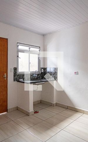 Casa à venda com 250m², 6 quartos e sem vaga Casa à venda com 250m², 6 quartos e sem vagaStudio