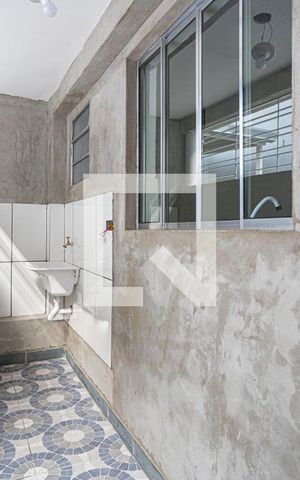 Casa à venda com 250m², 6 quartos e sem vaga Casa à venda com 250m², 6 quartos e sem vagaÁrea de serviço