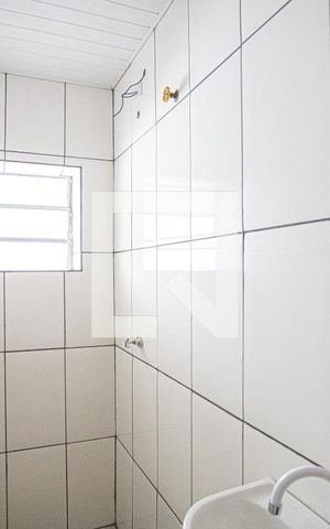 Casa à venda com 250m², 6 quartos e sem vaga Casa à venda com 250m², 6 quartos e sem vagaBanheiro