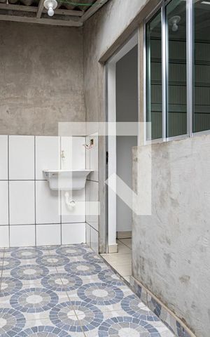 Casa à venda com 250m², 6 quartos e sem vaga Casa à venda com 250m², 6 quartos e sem vagaÁrea de serviço