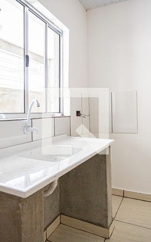 Casa à venda com 250m², 6 quartos e sem vaga Casa à venda com 250m², 6 quartos e sem vagaStudio