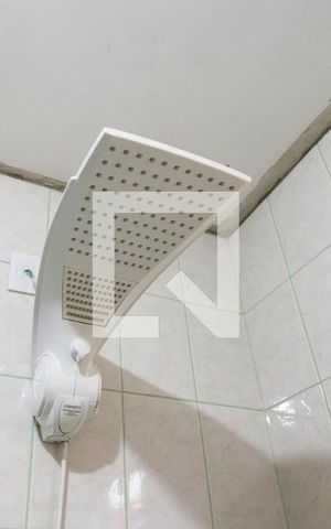 Casa à venda com 150m², 3 quartos e 2 vagas Casa à venda com 150m², 3 quartos e 2 vagasBanheiro da Suíte