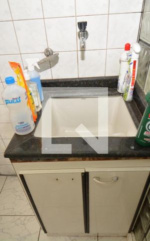 Apartamento à venda com 58m², 2 quartos e 1 vagaCozinha e Área de Serviço