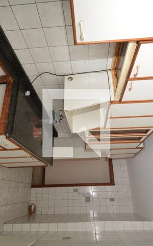Apartamento à venda com 58m², 2 quartos e 1 vagaCozinha e Área de Serviço