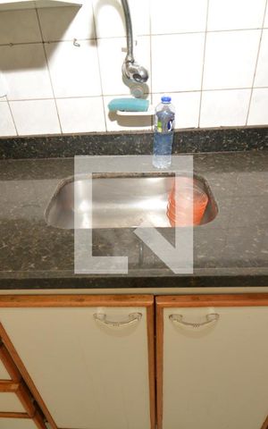 Apartamento à venda com 58m², 2 quartos e 1 vagaCozinha e Área de Serviço