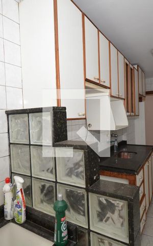 Apartamento à venda com 58m², 2 quartos e 1 vagaCozinha e Área de Serviço