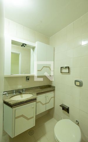 Apartamento para alugar com 84m², 3 quartos e 1 vaga Apartamento para alugar com 84m², 3 quartos e 1 vagaBanheiro Social