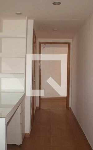Casa para alugar com 90m², 1 quarto e sem vaga Casa para alugar com 90m², 1 quarto e sem vagaCorredor