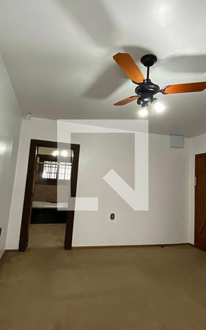 Casa à venda com 430m², 5 quartos e 5 vagasQuarto 5 - Suíte
