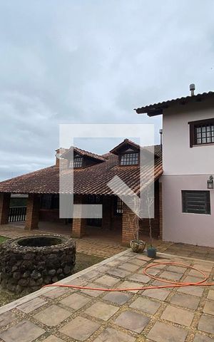 Casa à venda com 430m², 5 quartos e 5 vagasÁrea Externa