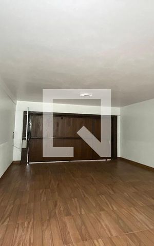Casa à venda com 430m², 5 quartos e 5 vagasGaragem 1