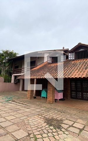 Casa à venda com 430m², 5 quartos e 5 vagasÁrea Externa