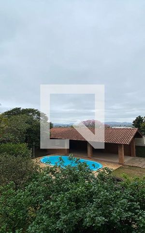 Casa à venda com 430m², 5 quartos e 5 vagasÁrea Externa