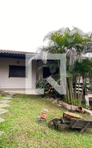 Casa à venda com 430m², 5 quartos e 5 vagasÁrea Externa