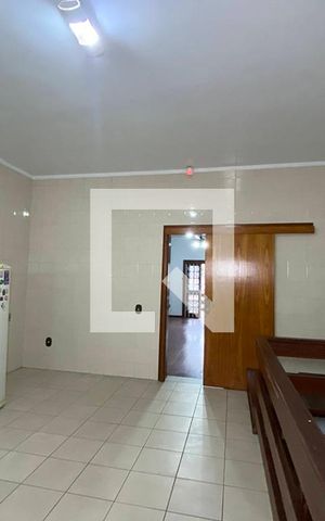 Casa à venda com 430m², 5 quartos e 5 vagasCozinha