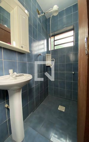 Casa à venda com 430m², 5 quartos e 5 vagasBanheiro de Serviço