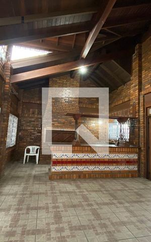 Casa à venda com 430m², 5 quartos e 5 vagasSalão de festas