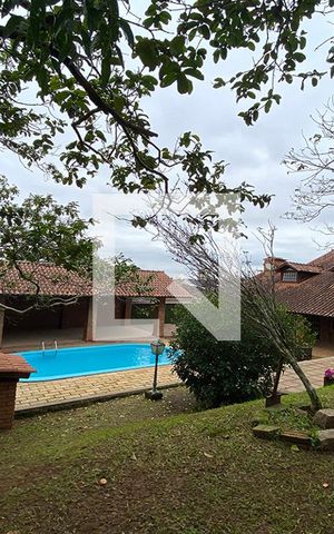 Casa à venda com 430m², 5 quartos e 5 vagasÁrea Externa
