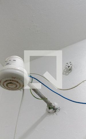Casa para alugar com 30m², 1 quarto e sem vaga Casa para alugar com 30m², 1 quarto e sem vagaBanheiro