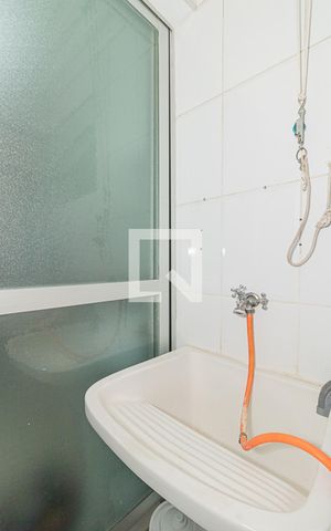 Apartamento à venda com 60m², 3 quartos e 1 vagaÁrea de Serviço