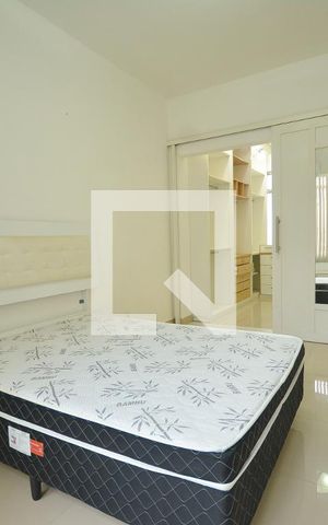 Apartamento para alugar com 110m², 2 quartos e sem vagaQuarto 1 com suite